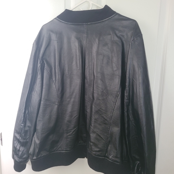 Leather Bomber Jacket - Picture 6 of 7